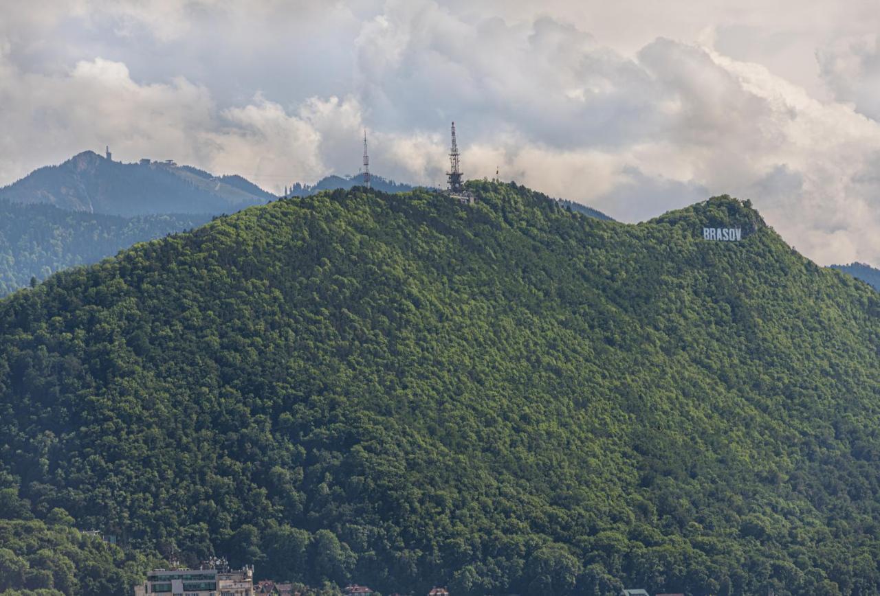 Mk Apartments Brasov Bagian luar foto