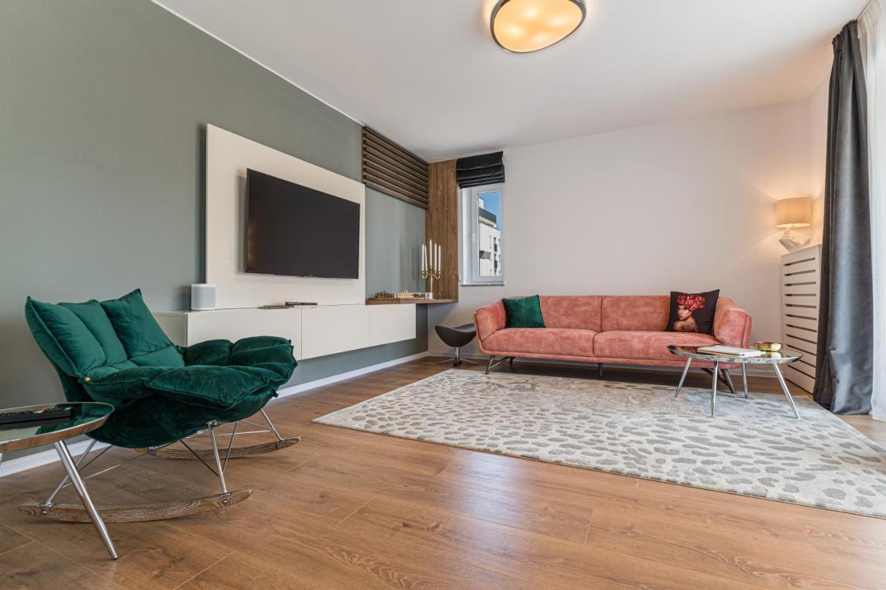 Mk Apartments Brasov Bagian luar foto