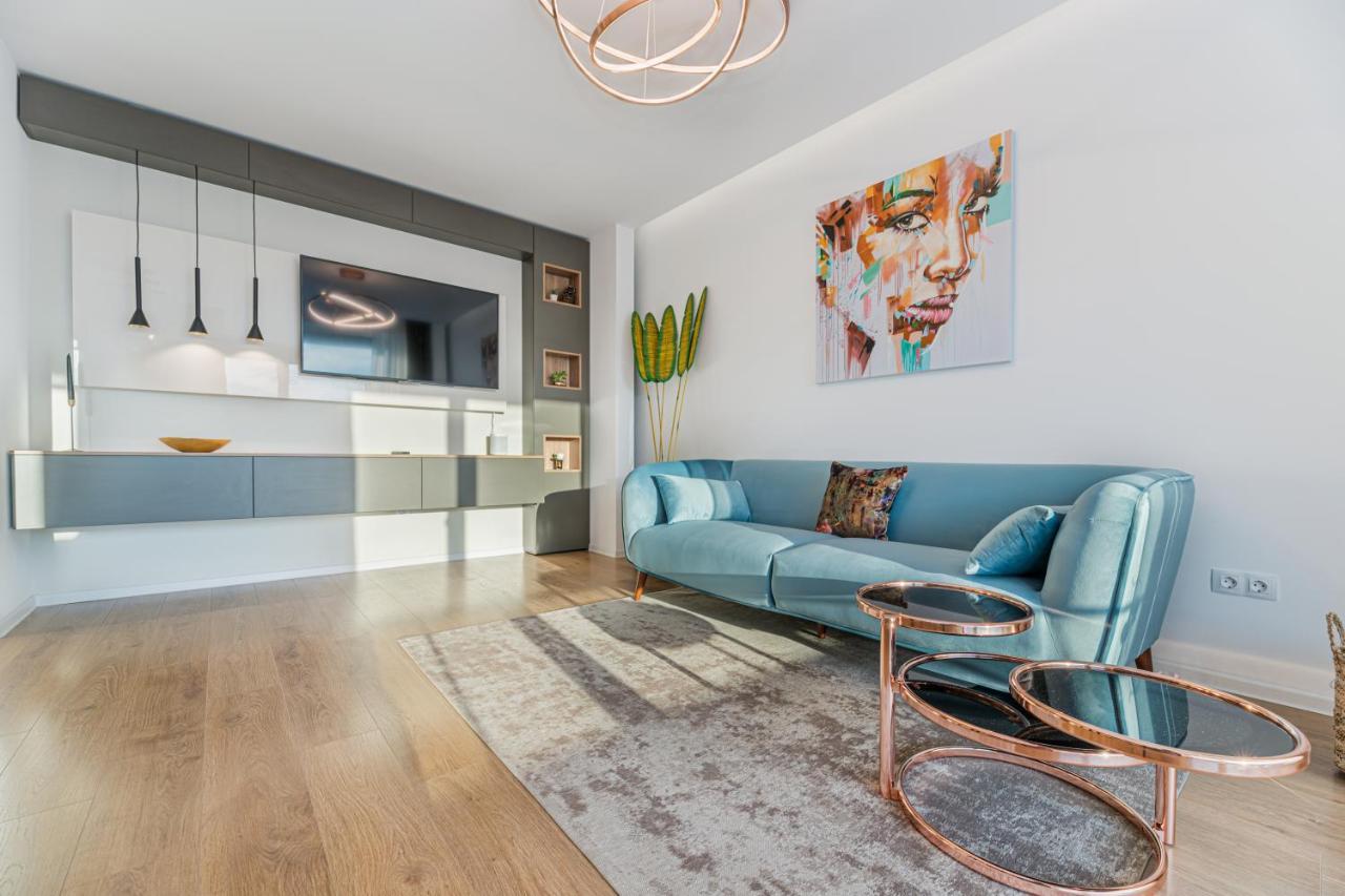 Mk Apartments Brasov Bagian luar foto