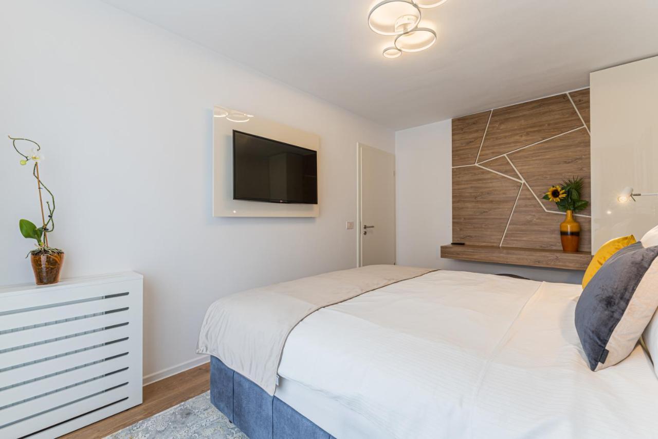 Mk Apartments Brasov Bagian luar foto