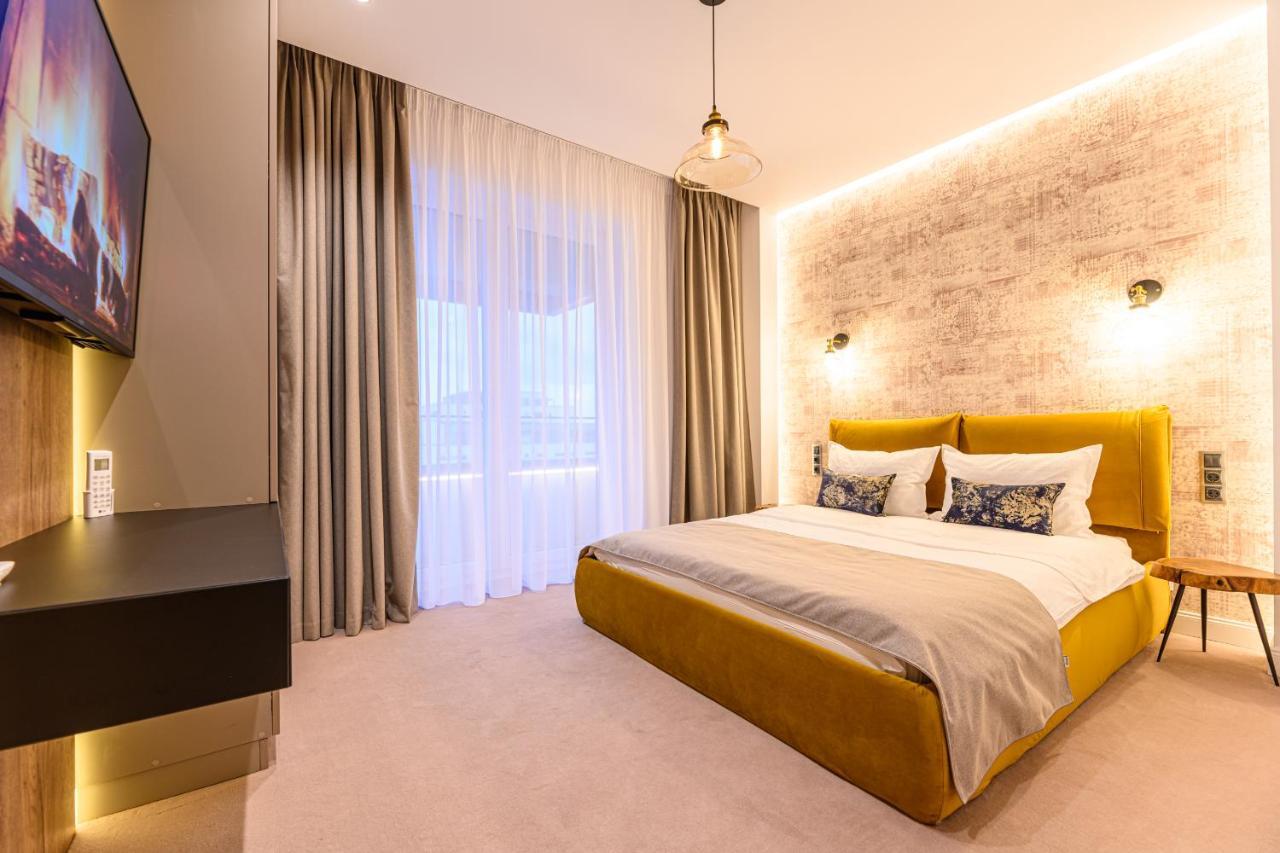 Mk Apartments Brasov Bagian luar foto